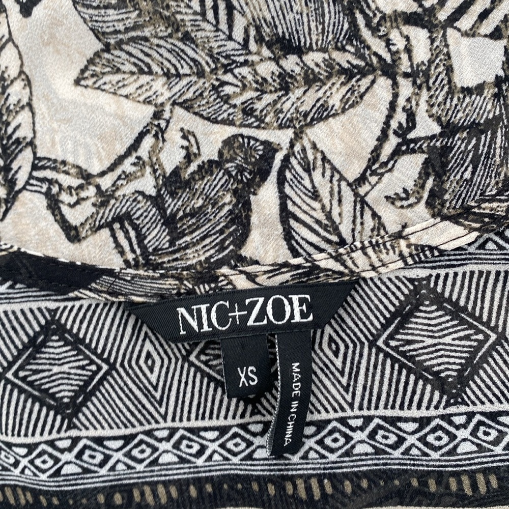 Nic + Zoe Monkey Floral Leaf Tank Blouse - Picture 6 of 9